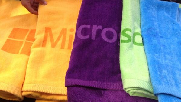 Gayzel808's tweet photo. #MicrosoftHI good time fun! http://t.co/ITdh3GNY51