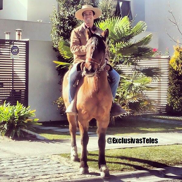 ExclusivasTeles's tweet photo. ¡Pronto! #LosCarmona nueva vespertina #TVN @JM_Screenwriter http://t.co/rko90lYJtV