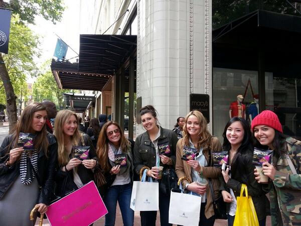 popchipsPDX's tweet photo. #portland is getting #rescued!! nice bags ladies! #popchipstotherescue http://t.co/oFIIrXq8dH