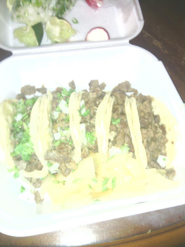Jkillzem4's tweet photo. Damn good #tacos http://t.co/4775E9A4h3