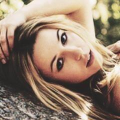 MMarkstonBVH's tweet photo. //#myweakness Alona Tal http://t.co/VmnJUdopoa