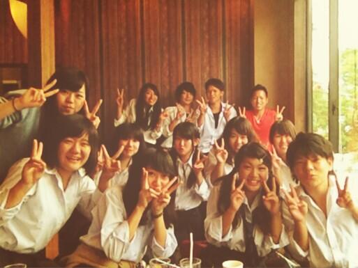 asyera321's tweet photo. アシェラ三年焼肉～☆〜（ゝ。∂） http://t.co/e1hjJpSZjP