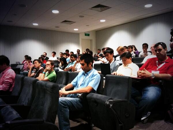 pythonsg's tweet image. Curious Pythonists learning about Boto from @georgegoh at #pyconsg