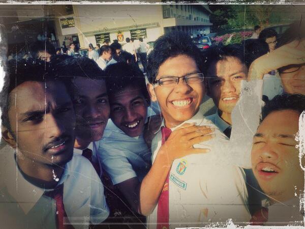 Rujieee's tweet image. Ni lahh kawan2 aku . #Throwback #LastAssembly #SEMASHUR