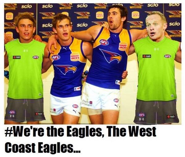 FeltonKim's tweet image. @RKulacz yeah the twat on the far right #ruiningthegame #itsnotaboutthem