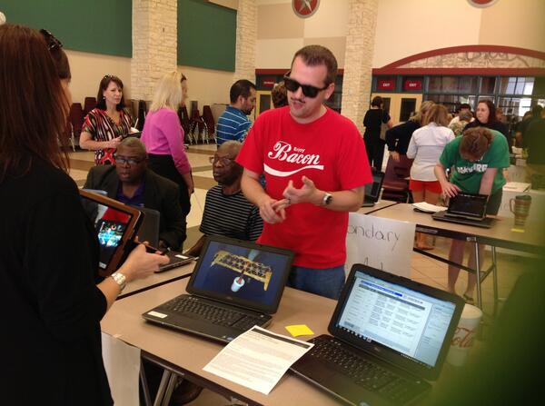 KevinKracker's tweet photo. Thanks for love RT @GWalker1818: @KevinKracker @chadtheteacher taking presentations to a whole new level! #icafelc http://t.co/OCkL6smzwe