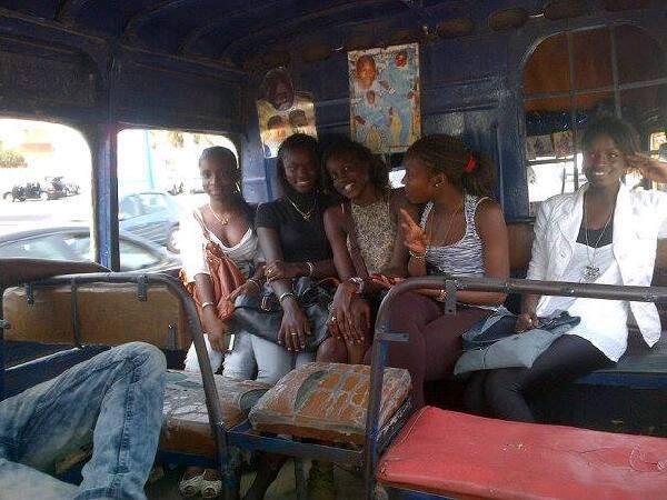 Momobechir's tweet image. @NafiNiang @Aminaa_loo @Blackbarbie_nt @itsdieyna CARAPIDE GANG !!! #CSMH #Maristes