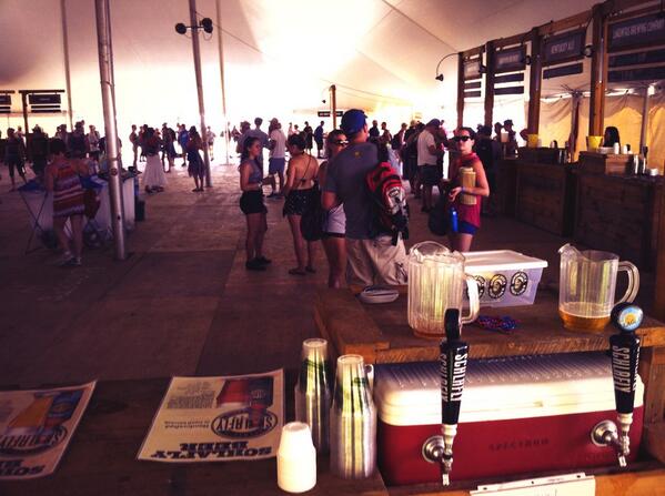 ComfortAndFury's tweet image. And we're off. The @Schlafly is flowing on the second day of @Bonnaroo! #2of4