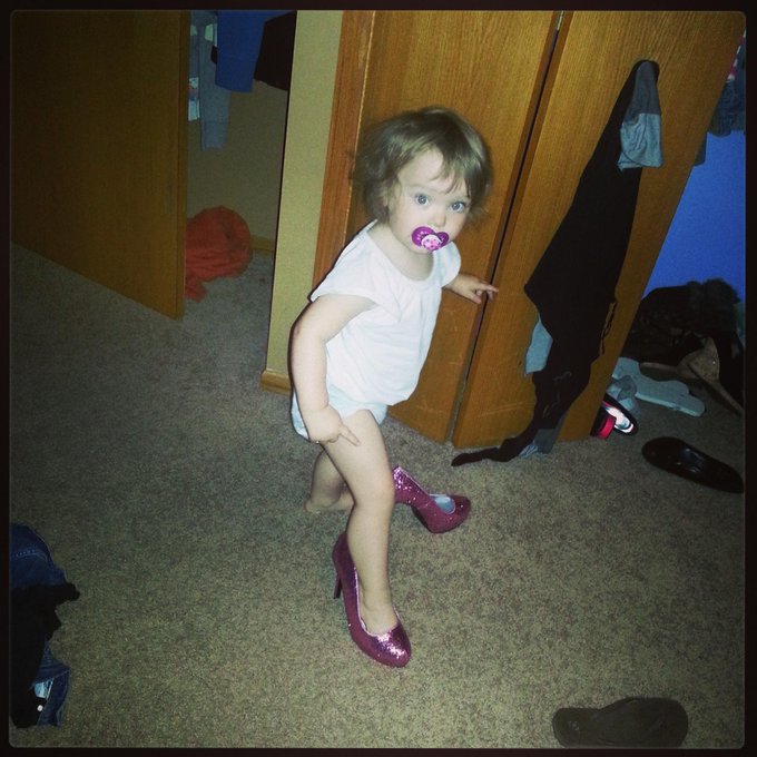 Following in mommy's footsteps #likemommylikedaughter http://t.co/NkBKmejtpV<a href="/tag/likemommylikedaughter"class="tags">#likemommylikedaughter</a>