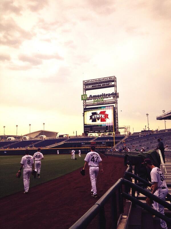 wes_rea's tweet image. The Rebel shirts were jus a way for TSUN to make an appearance. It's all good, Dawgs have more than shirts here