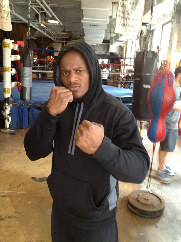 JohnSnowTrinity's tweet photo. Would you go toe to toe with this man @HollyWoodHino http://t.co/Wj4mRutd0A
