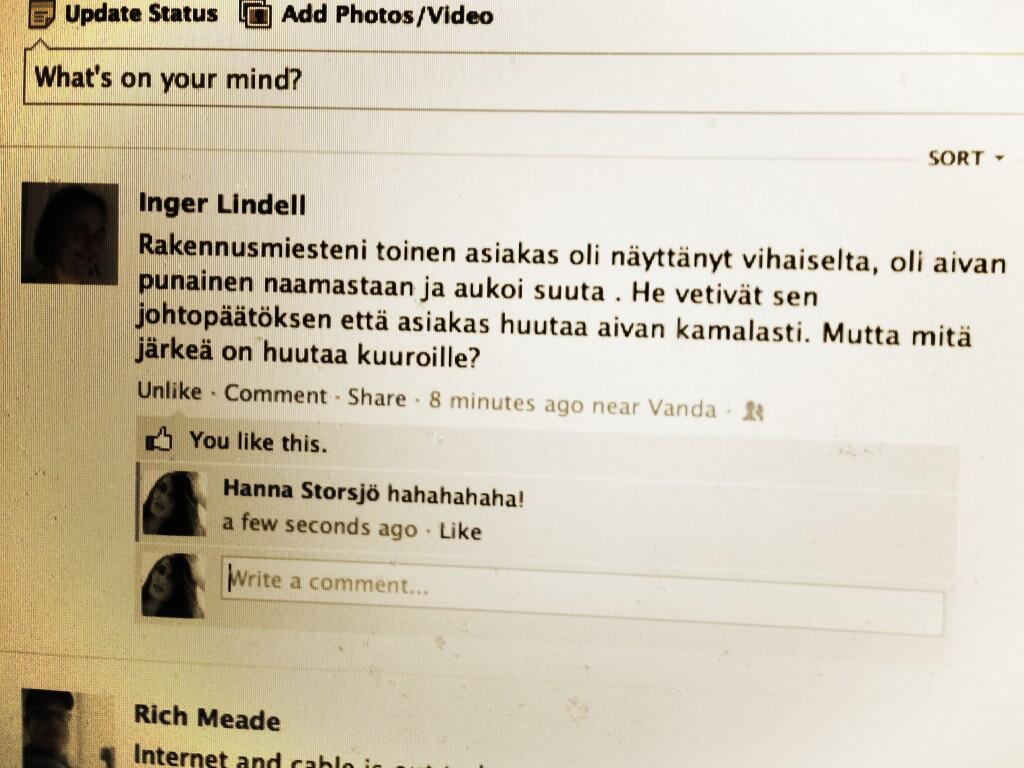 Mammas byggnadsarbetare är alla döva. Tydligen har alla deras kunder inte fått höra om saken...... :D http://t.co/bhMoFd2Zvw