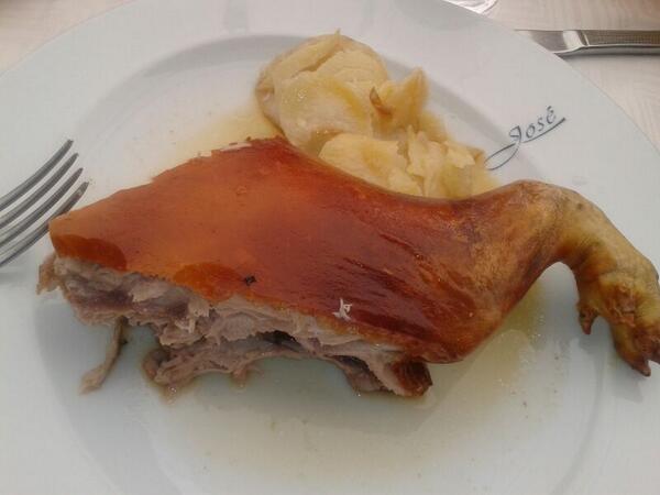MacayRic's tweet photo. "@CristianAyala39: Segovia!! @LorenaPardo23  @MacayRic http://t.co/ahu2K5fhti"que rico estaba