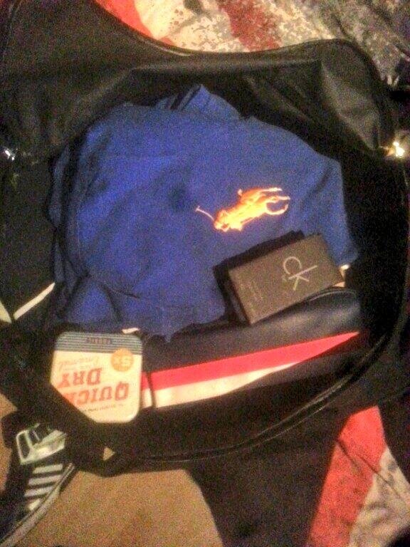 Chris_Davey11's tweet image. When you can't decide what to wear so you bring 50 changes for one night @itsmebadar #halfpacked