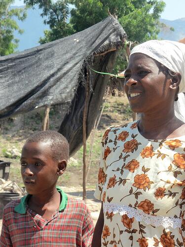 LiveAlhamdan's tweet image. Beautiful faces from Mirebalais, Haiti.  
Via #waterorg
#المياه
