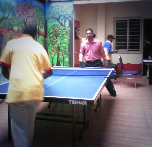 CCSCMALURI's tweet photo. Riadah pagi bersama penyelaras dan staff CCSC Maluri @izharabutalib @FaridJaperi http://t.co/VOi2diPcmi