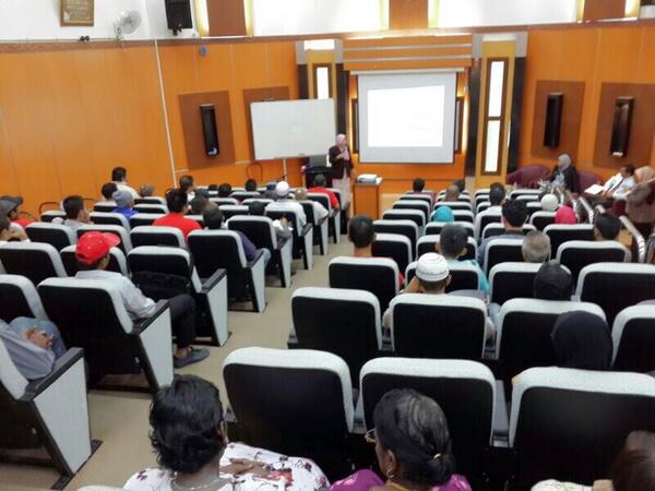 CCSCMALURI's tweet photo. Seminar Kekuatan Jati Diri kerjasama bersama JAWI @KP_AADK @izharabutalib @AMIRKHUSAIRI @rahmanhamid23 @FaridJaperi http://t.co/9XhGOo54Cj