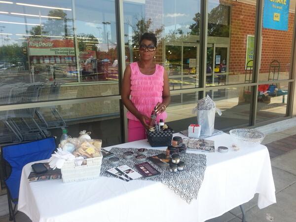 DCFASHION's tweet image. Come out to Food Lion in Accokeek Md for fundraising to benefit Childrens Hospital. Spa on sale for Father s Day