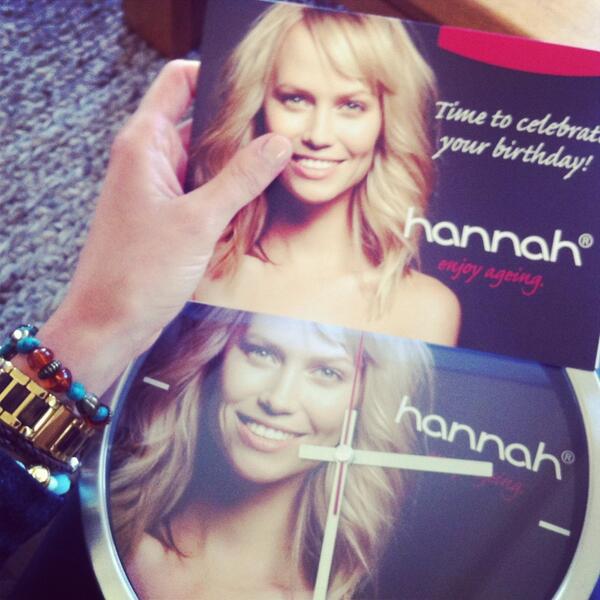 Hoe lief en wat een leuke verassing van <a href="/huidcoach/">hannah Huidcoach</a> #Hannah! M'n eerste cadeautje :-)