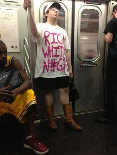 AzogOrc's tweet image. Rich white nigga.