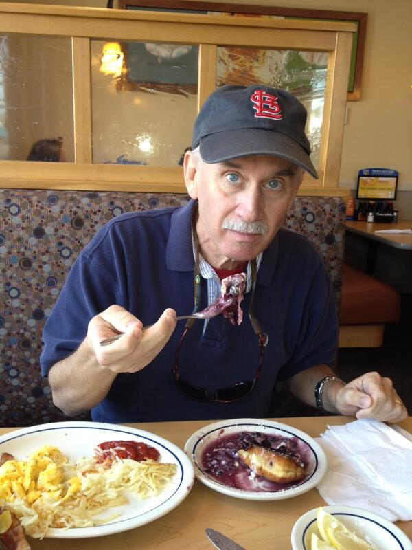 debfrederic's tweet image. This is Len at l hop yesterday! Two weeks after surgery