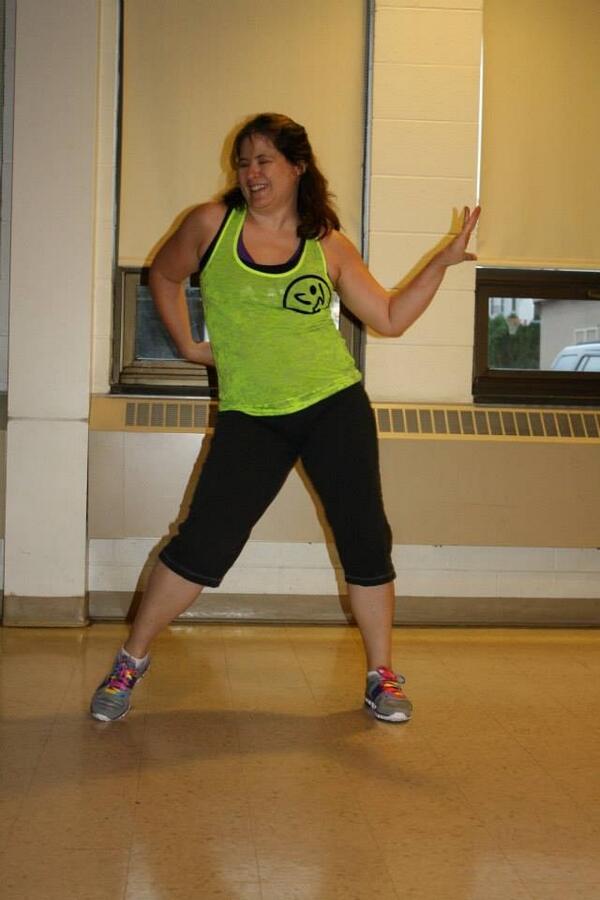ynnej2198's tweet image. They always get me making dumb faces! Gah! #zumba #instructorproblems