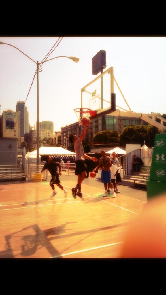 RueNasty's tweet image. #BucketWork
