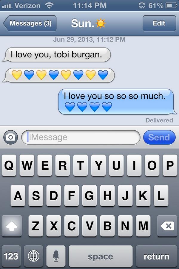 tobifromtexas's tweet image. The little things. 😌 #chesson