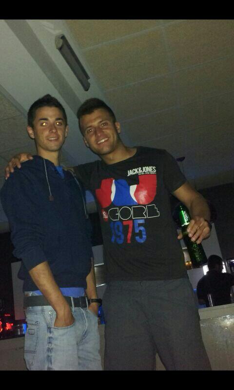 Richy_46's tweet photo. Con el mismísimo chuli. @JGil_tete http://t.co/QPGGYWEKgn