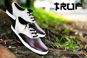 BandorStore tweet picture