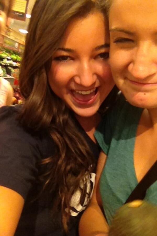 alanna_weidner's tweet image. grocery store swag... #wearedorks #seesters #twitterlesskatie