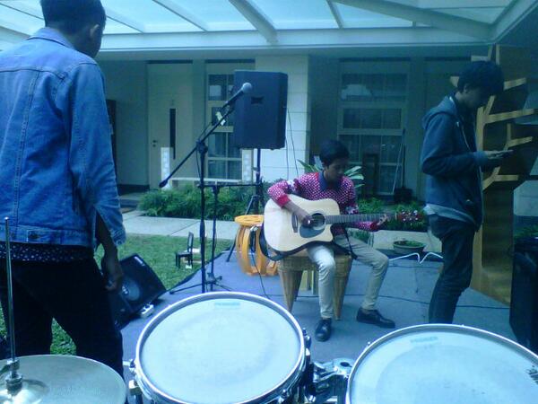 Kami Sedang CheckSound menuju acara #artefak <a href="/Selaras_Seleras/">Selaras GHR</a> :)