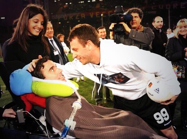 Riposa in pace Stefano. Non ti dimenticheremo mai . #Borgonovo