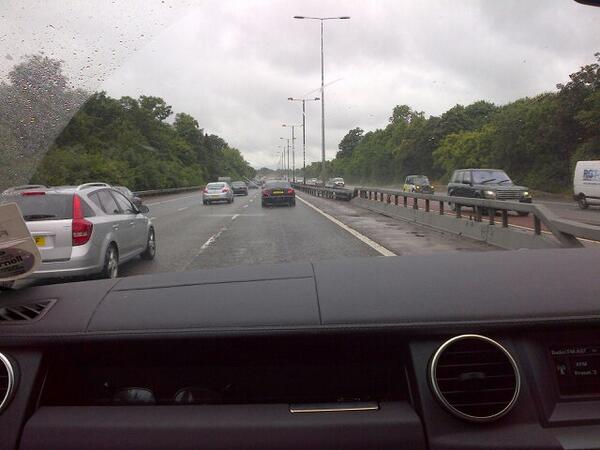 DCBoatClub1's tweet photo. 1st Quad en route Henley for Fawley Challenge Cup qualifying races! Have to come top 24 out of 56! #challenge#raceday http://t.co/Cn0a1xsb0g