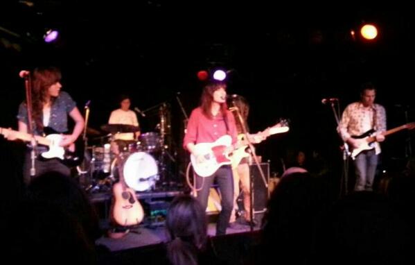 novelsky's tweet photo. @jencloher @courtneymelba @jensholakis and bones.... Thanks for being as awesome as youse are http://t.co/3SC9pHJqk1