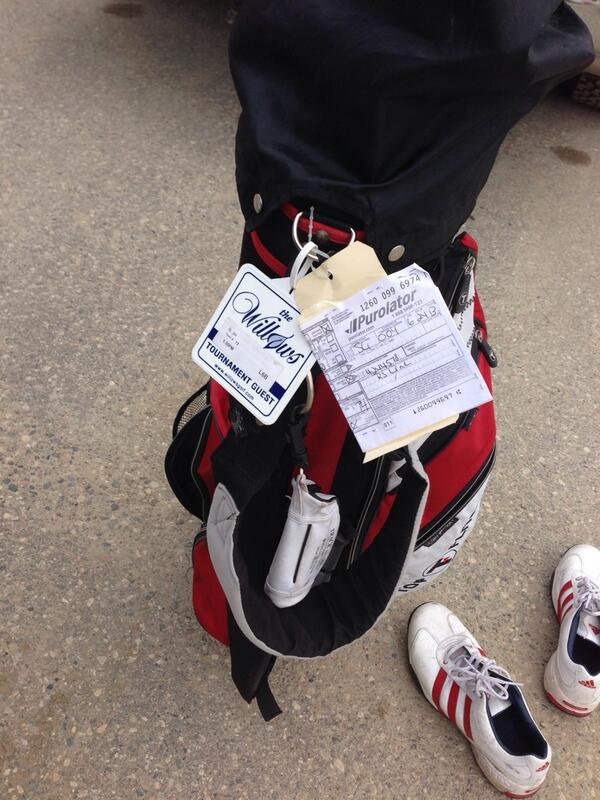 BillayJon's tweet photo. Don't carry my clubs I gettem shipped@leeberj @snickerinfinity @KoreyDiehl good luck today boys you'll need it http://t.co/eXvgc9Tprd
