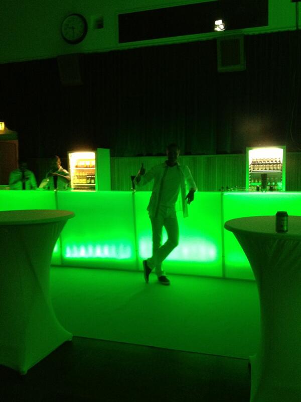 Ponten's tweet photo. Barhäng Stephostyle! #qbranchfest http://t.co/3qfOMB6Ojw