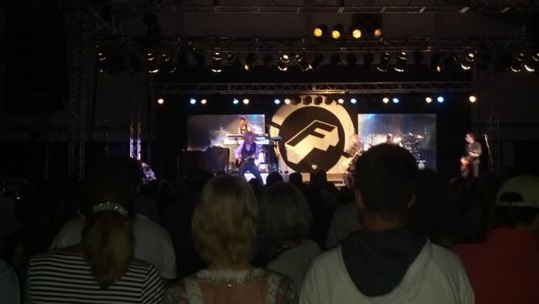 MikeSquatrito's tweet photo. Foreigner Newport, RI http://t.co/tZ5VpcFZio