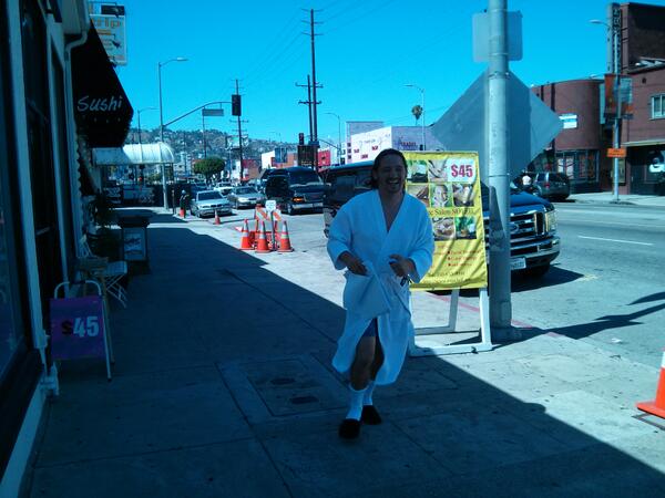 CrewAlpha's tweet photo. Erin was running late to work...in a robe #itsfreezing http://t.co/6tmlYT0ByA