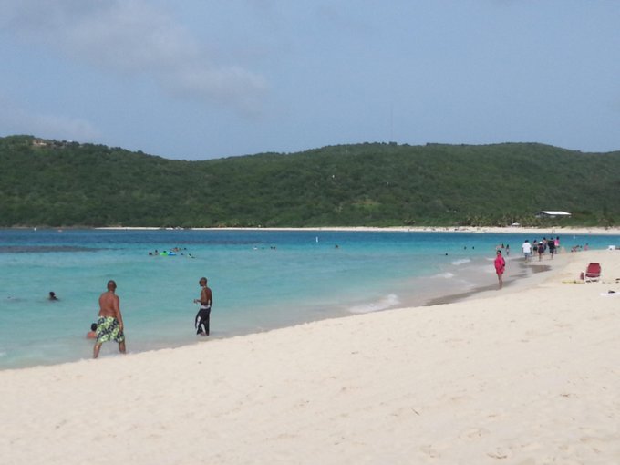 Culebra, Puerto Rico :-) Flamenco beach! So beautiful! http://t.co/1u0xNWlJGl<a href="/tag/keepittight"class="tags"><span>#keepittight</span></a>