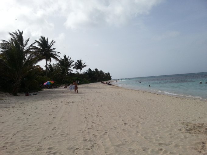 #Culebra = #Paradise http://t.co/lWNlzJf7ru<a href="/tag/culebra"class="tags">#Culebra</a><a href="/tag/paradise"class="tags">#Paradise</a>