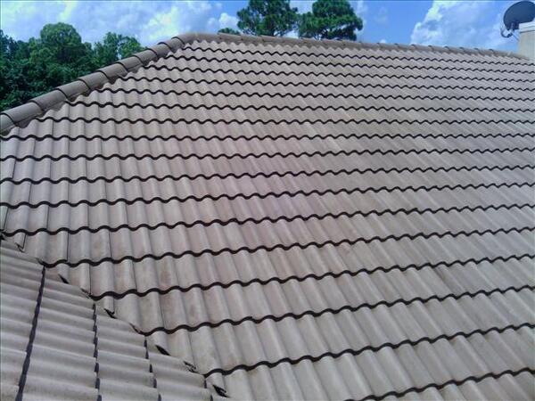 CPMSINC's tweet image. The same roof after we chemically cleaned and rinsed roof
If you like retweet