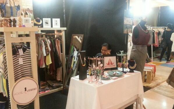 Accessarie's tweet photo. Girls.. please visit our booth at @UIFASHIONWEEK today and tomorrow at Kota Kasablanka.. http://t.co/yhTJ6fQWUE