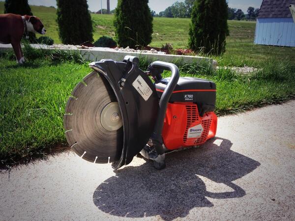 New toy for the day. Too bad I have to return it tomorrow. #diamondbadass