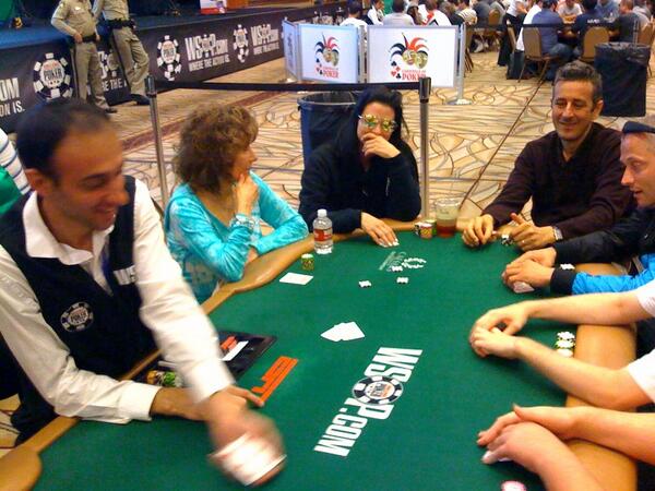 PokerPaparazzi's tweet image. SO HAPPY-PROUD @EricaTaylorXOXO DEEP-RUN @WSOP #DailyDeepstack @RioVegas w/ her NEW @BlueSharkOptics #CantKeepSmiling