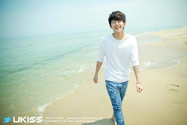 OfficialMwave tweet picture