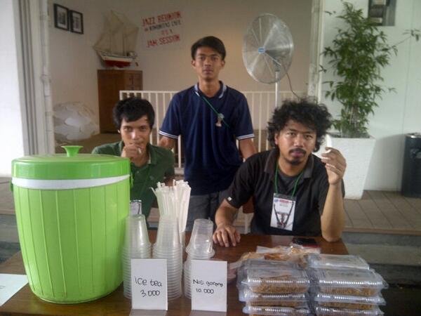 komunitascafe_lounge tweet media