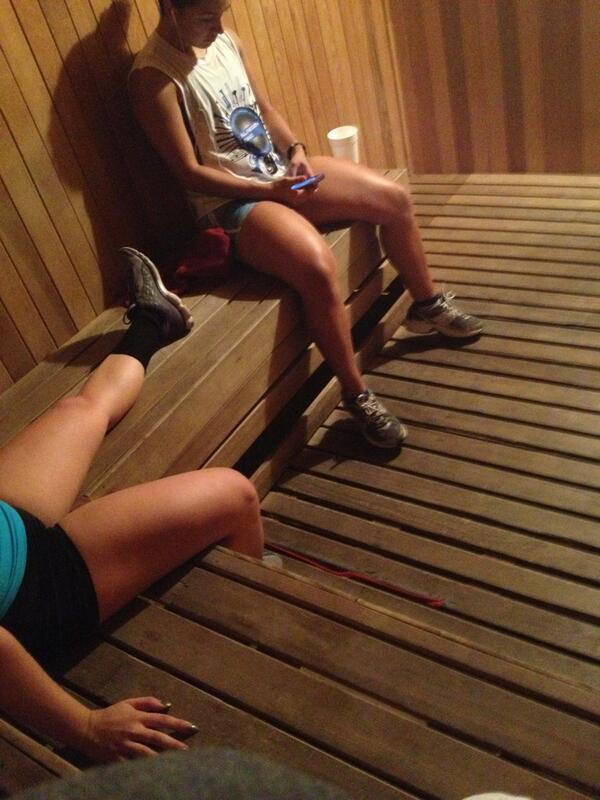 Fit_ms's tweet image. Some fitties here in the sauna with me