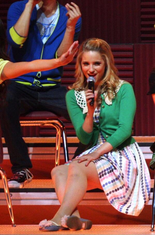 ChordDiannaFans's tweet photo. Rare picture of Dianna from the concert! http://t.co/45WbkrDs07