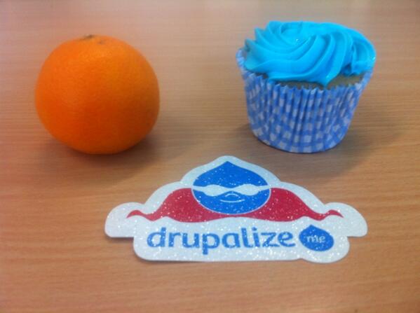 idevit's tweet photo. #drupaldevdays hmmm cake http://t.co/eTQlO2xhDd
